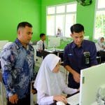 Dukung Digitalisasi Pendidikan, PLN Hadirkan Fasilitas Komputer Untuk Siswa SMP 3 Kelapa