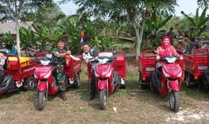 Bupati Bangka Selatan Beri Bantuan Sarpras Petani dan Nelayan Senilai Rp. 33,9 Milyar