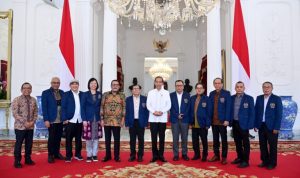 Presiden Jokowi Terima Pengurus PWI Pusat di Istana Merdeka