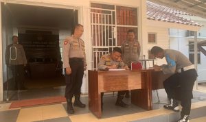 Wakapolres Basel Cek Personil Piket Kantor KPU dan Bawaslu