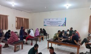 PLN Salurkan TJSL Bantuan kelompok Rentan bersama Srikandi dan YBM