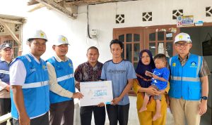 PLN Wujudkan Mimpi Masyarakat Dhuafa Miliki Listrik Sendiri