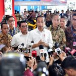 Dikunjungi Presiden Jokowi, Dirut PLN Paparkan Kesiapan Ekosistem Kendaraan Listrik di PEVS 2024