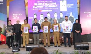 Pj Gubernur Babel Hadiri Kegiatan Bangka Pos Award