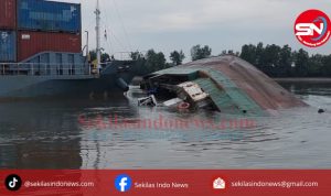 Bangkai Kapal KM LAN yang Tenggelam di Pelabuhan Pangkalbalam Berpotensi Mengganggu Arus Pelayaran