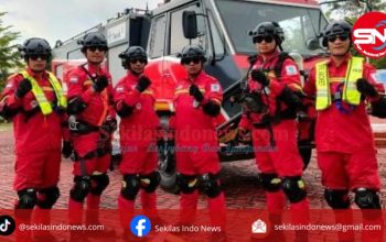 Bersama Damkar Kota Pangkalpinang, Tim Damkar PT Timah Berjibaku Padamkan Kebakaran di Kampung Bintang