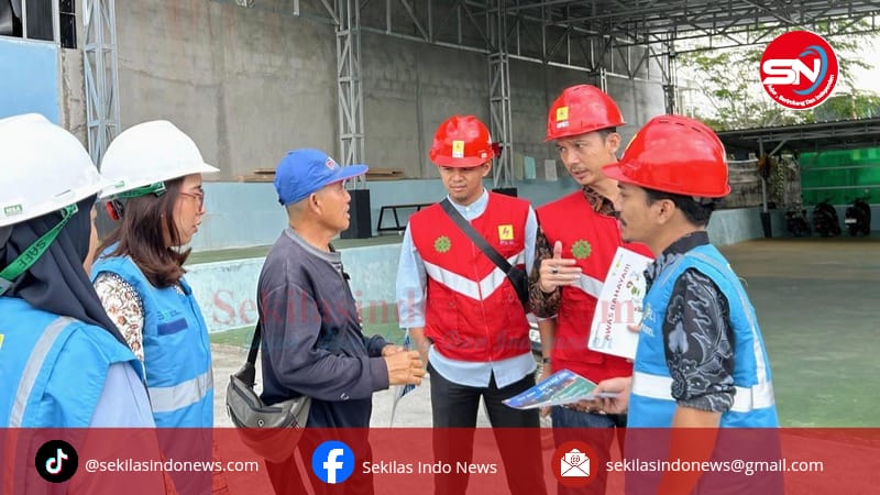 Petugas PLN sosialisasi keselamatan ketenagalistrikan