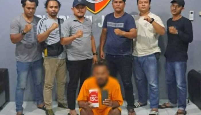 Gara-gara Kecanduan Judi Online, Pemuda di Pangkalpinang Nekat Curi HP