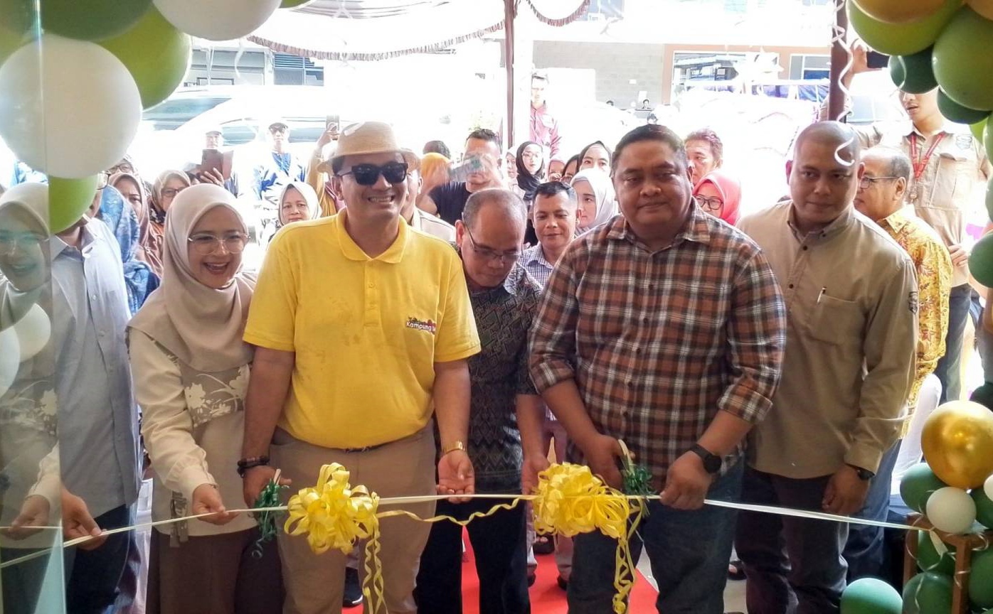 Grand opening outlet Amanda Brownies di Kota Pangkalpinang