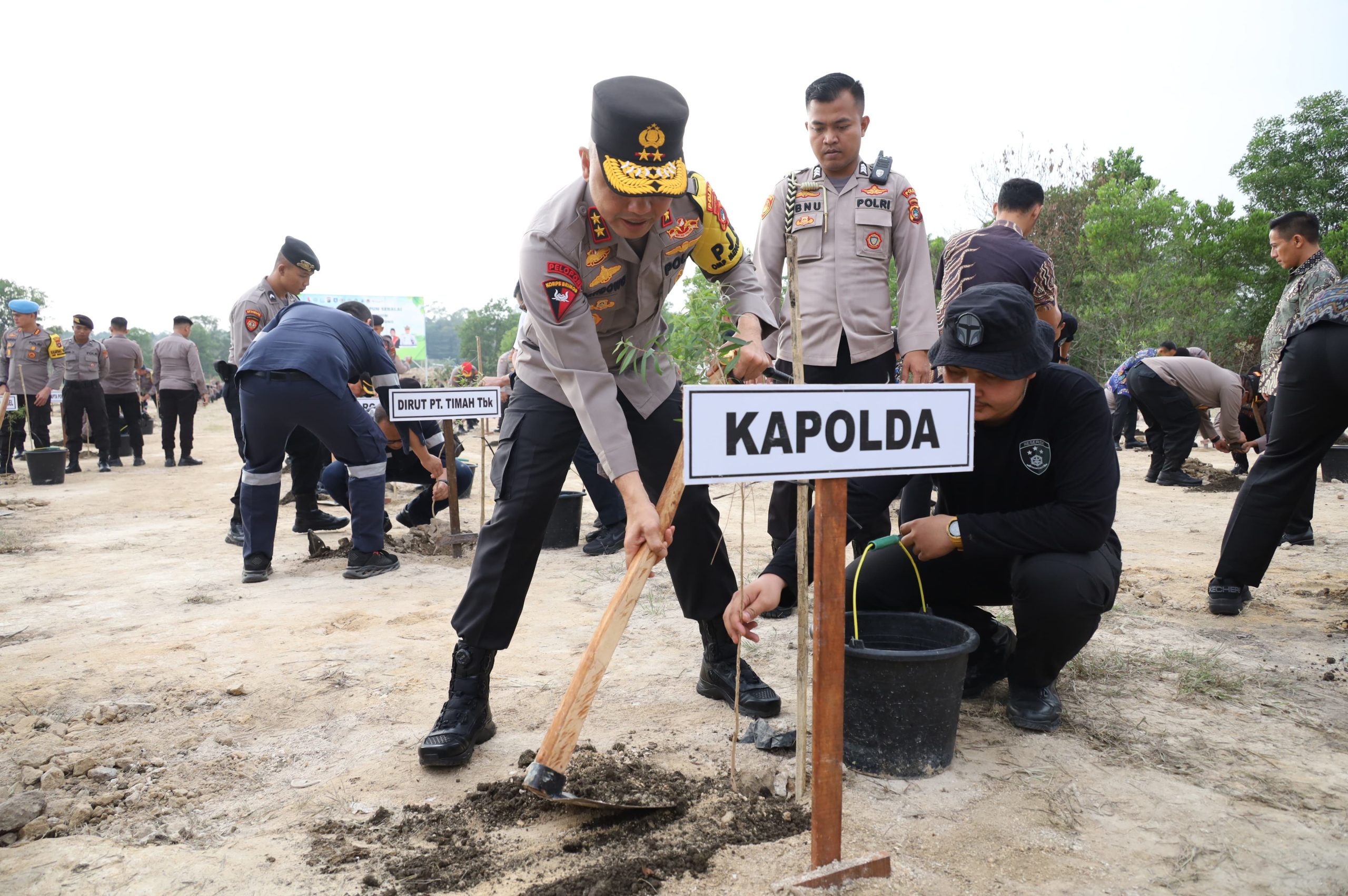 Wujudkan Babel Hijau, Polda Babel Kembali Gelar Penanaman Sejuta Pohon