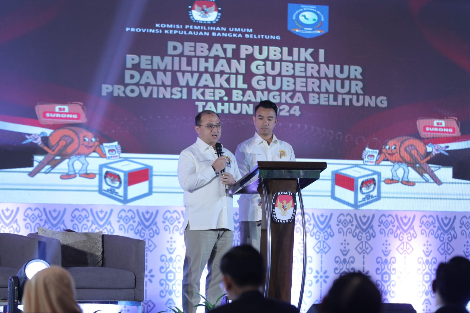 Paslon Erzaldi-Yuri Lebih Mendominasi pada Sesi Debat Publik Pertama