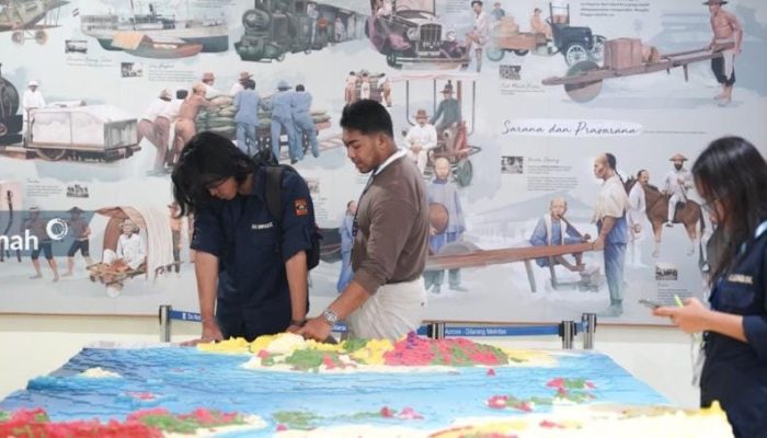Mahasiswa Unpad Kunjungi Museum Timah