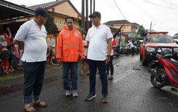 Pj Gubernur Babel Kunjungi Langsung Korban Puting Beliung