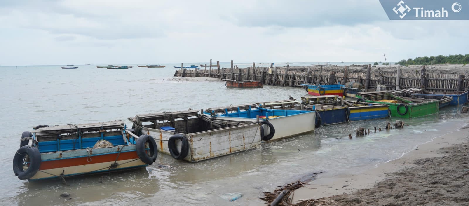 PT Timah Dukung Pembangunan Infrastruktur di Pantai BOM Baru Sampur