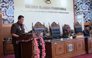 Pj Wali Kota Pangkalpinang Tanggapi Pandangan Fraksi DPRD Terkait 3 Raperda