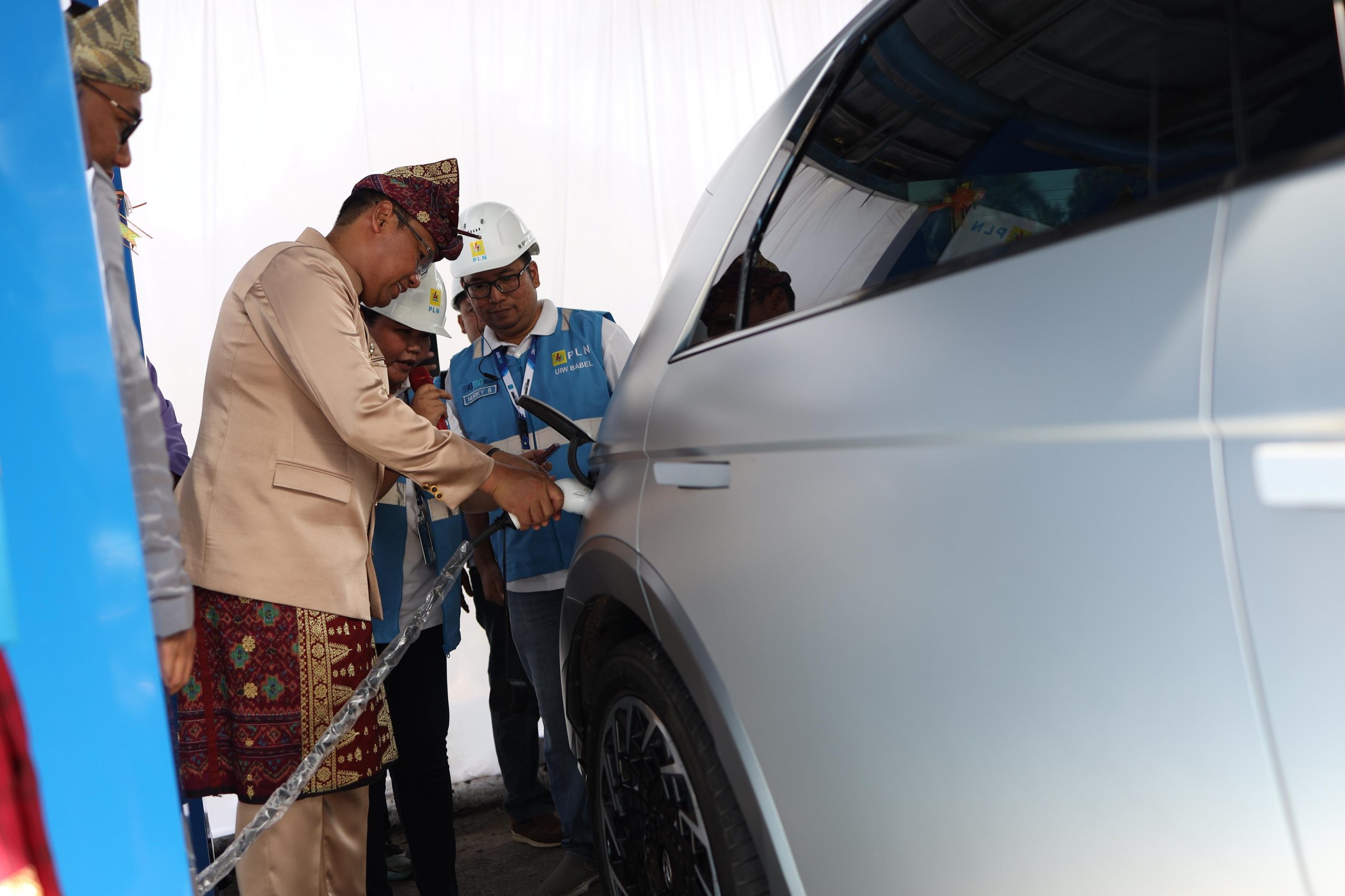 Sugito Resmikan SPKLU Pertama di Lingkungan Pemprov Babel, Langkah Awal Menuju NZE 2060