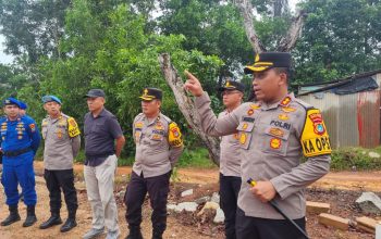 Polres Bangka Selatan Kawal Distribusi Logistik Pilkada 2024