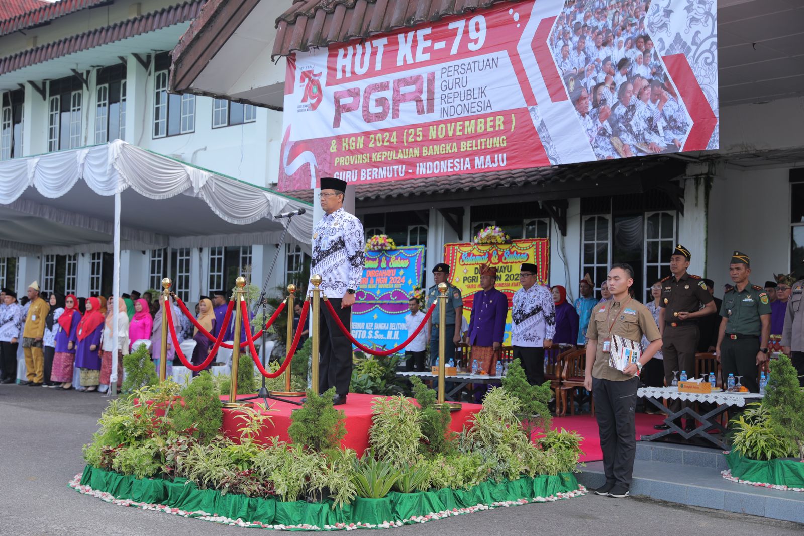 Pj Gubernur Babel: Guru adalah Pilar Utama Kemajuan Bangsa
