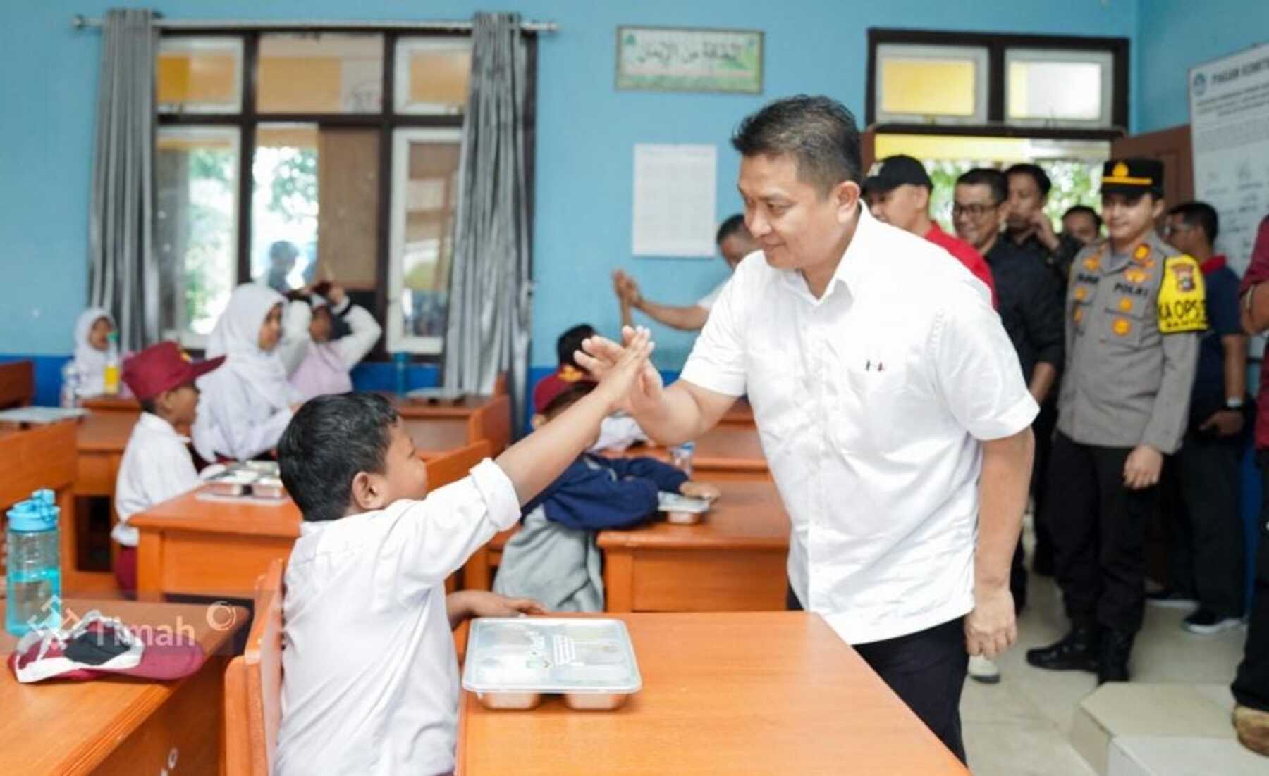 PT Timah Dukung Peningkatan Gizi dan Pendidikan di Belitung Timur