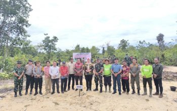 Penghijauan Desa Tiram: PT TAM dan Korem 045 Gaya Tanam 22.000 Pohon di Lahan Kritis