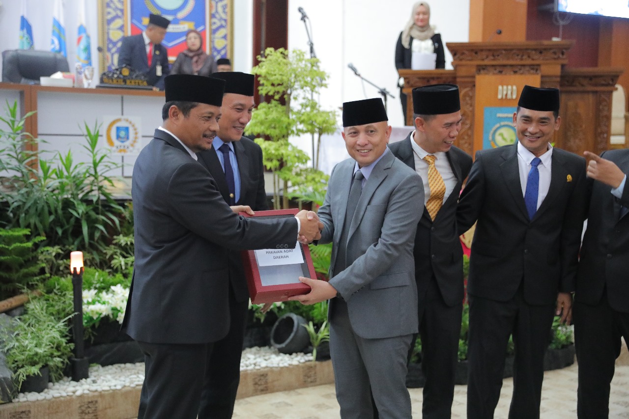 Hadiri Rapat Paripurna DPRD Babel, Fery Harap Sinergi Eksekutif dan Legislatif Terus Harmonis