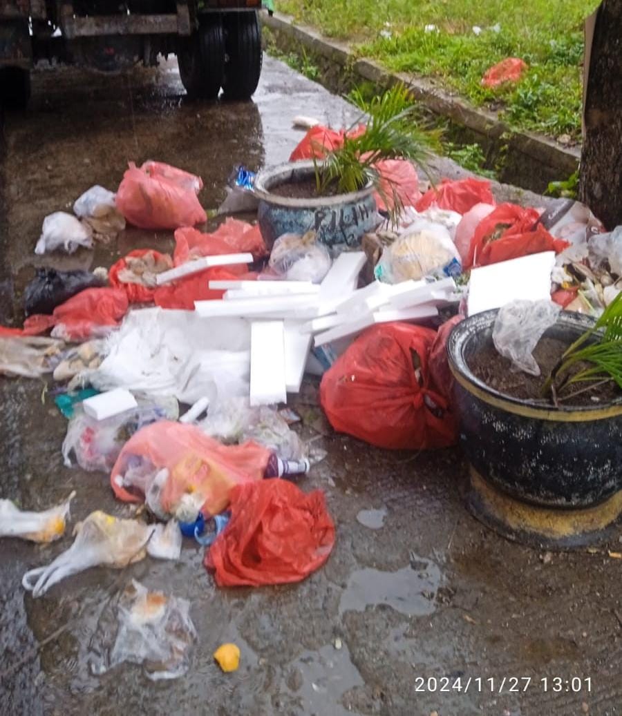 Kesadaran Rendah, Sampah Masih Berserakan di Jalan Perumnas, Begini Langkah DLH Basel