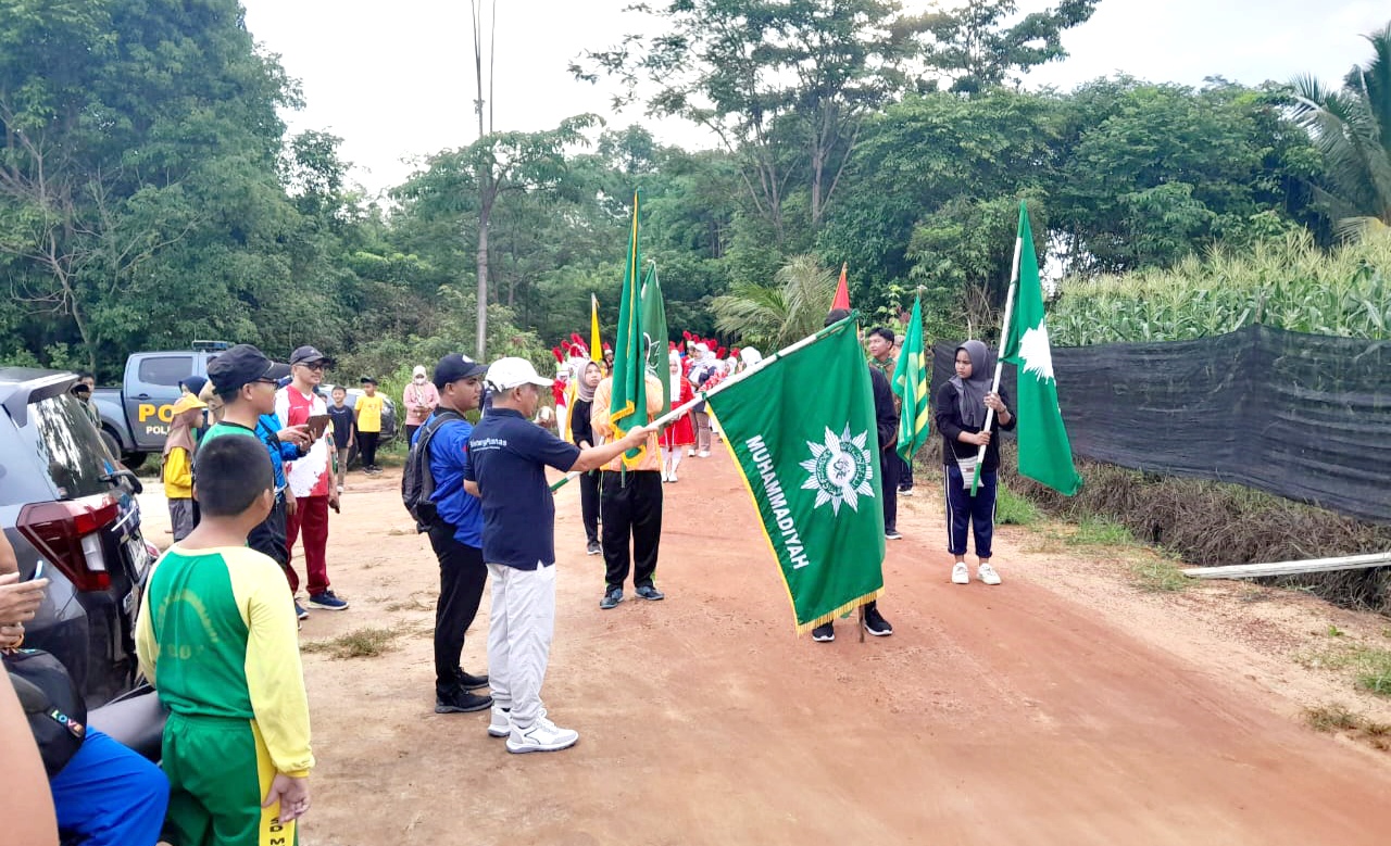 Ribuan Warga Toboali Antusias Ikuti Jalan Sehat Milad Muhammadiyah
