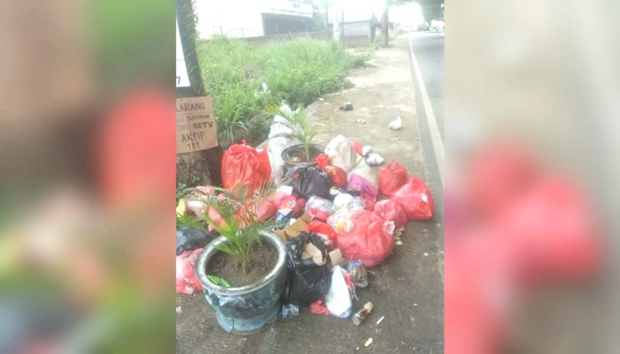 Kesadaran Rendah, Sampah Masih Berserakan di Jalan Perumnas, Begini Langkah DLH Basel