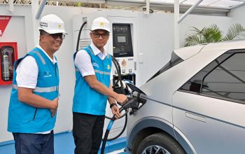 PLN Siapkan 312 SPKLU di Jawa Barat untuk Kelancaran EV Selama Nataru 2025