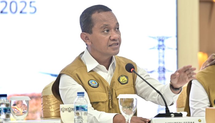 Bahlil Tutup Posko Nataru, PLN Sukses Jaga Listrik dan Infrastruktur EV