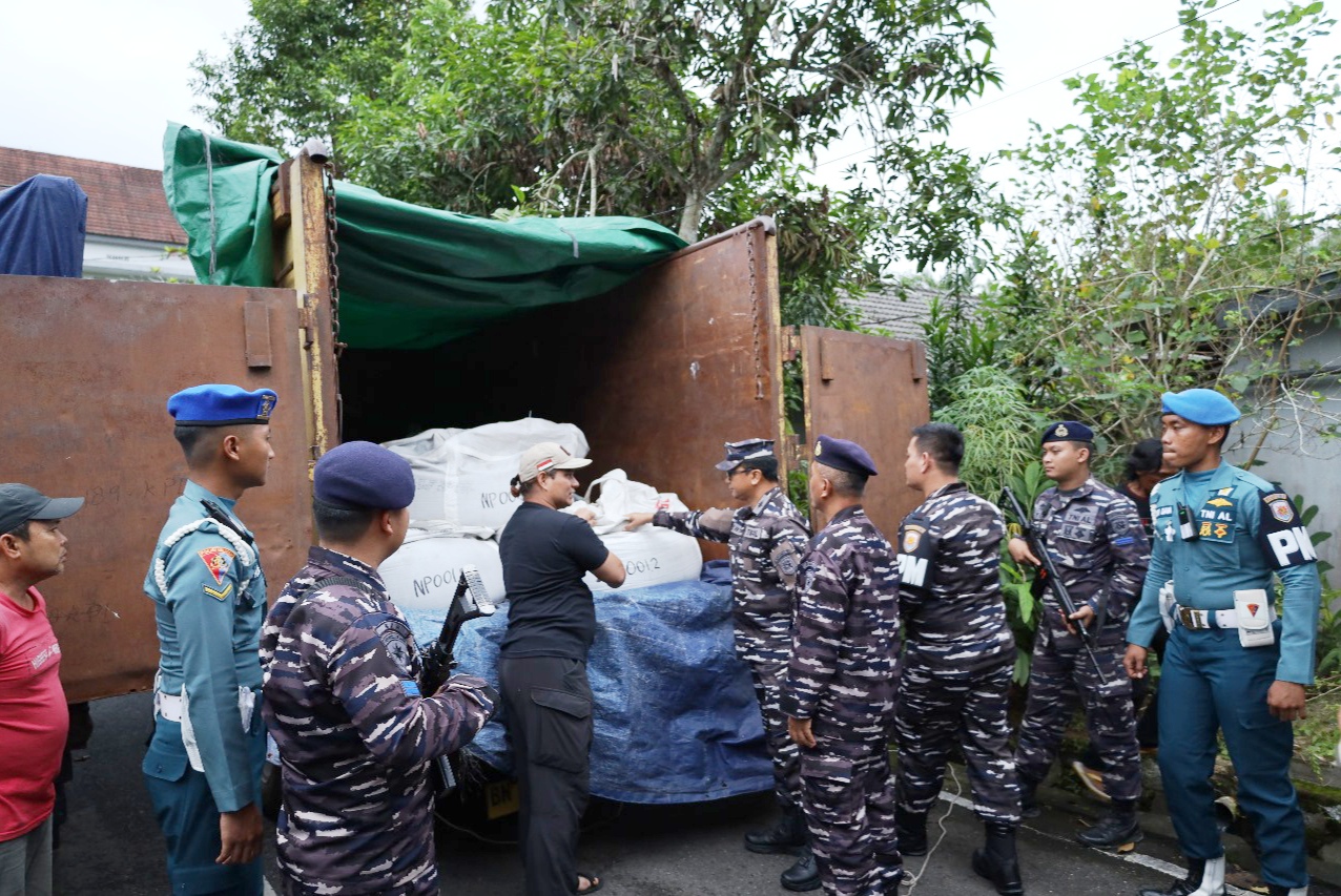 Hhmm! 6 Truk Bermuatan Timah dari Belitung yang Diamankan TNI AL Akhirnya Dilepas, Kelengkapan Dokumen Jadi Alasan