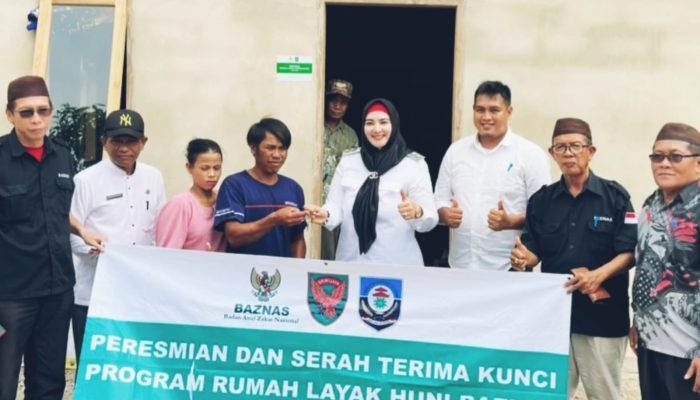 Wakil Bupati Bangka Selatan Serahkan Bantuan Rumah Layak Huni kepada 20 Keluarga