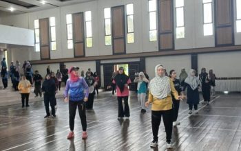 PT Timah Jalin Sinergi dengan Forkopimcam Mentok melalui Senam Sehat Bersama