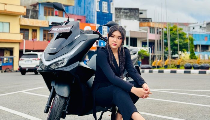 Bundaran Satam Jadi Catwalk Dadakan untuk New Honda PCX 160