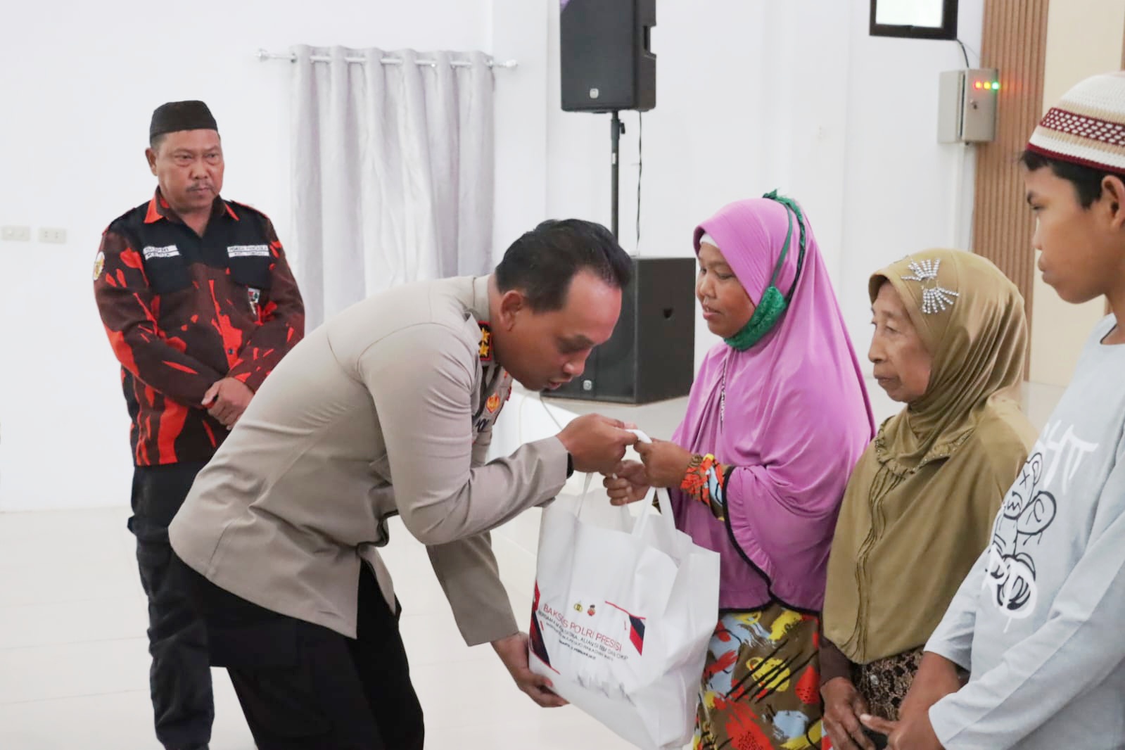 Sambut Ramadhan 1446 H, Polres Basel Gelar Baksos Bersama Ormas dan OKP
