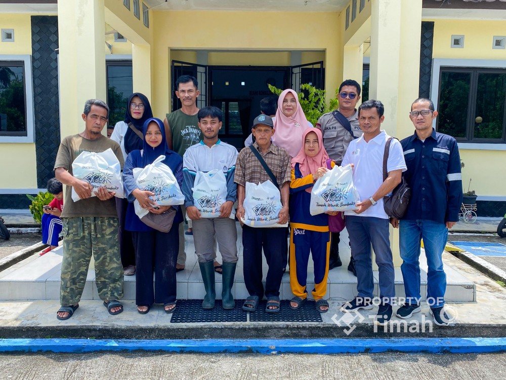 PT Timah Bagikan 1.500 Paket Sembako untuk Warga Bangka Jelang Idulfitri 1446 H