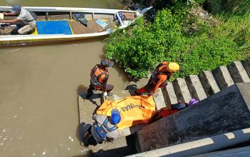 Warga Geger, Mayat Perempuan Ditemukan di Sungai Selindung