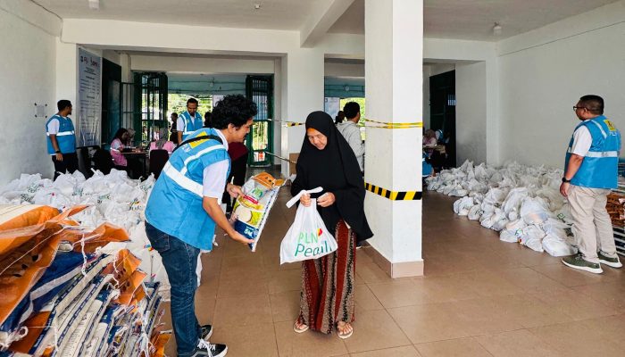 PLN Babel Gelar Pasar Sembako Murah, Ribuan Warga Pangkalpinang Antusias Sambut Berkah Ramadan