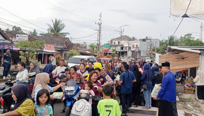 Berbagi Berkah Ramadan, DPD Nasdem Basel Tebar Ratusan Takjil untuk Pengendara