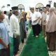 Safari Ramadan, Sukirman Santuni Warga Kurang Mampu di Desa Pangek