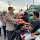 Polresta Pangkalpinang dan Komunitas Motor Berbagi Takjil di Simpang 7