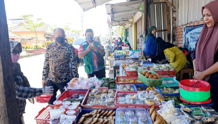 Dinkes Basel Pastikan Takjil Pedagang di Toboali Bebas dari Zat Berbahaya
