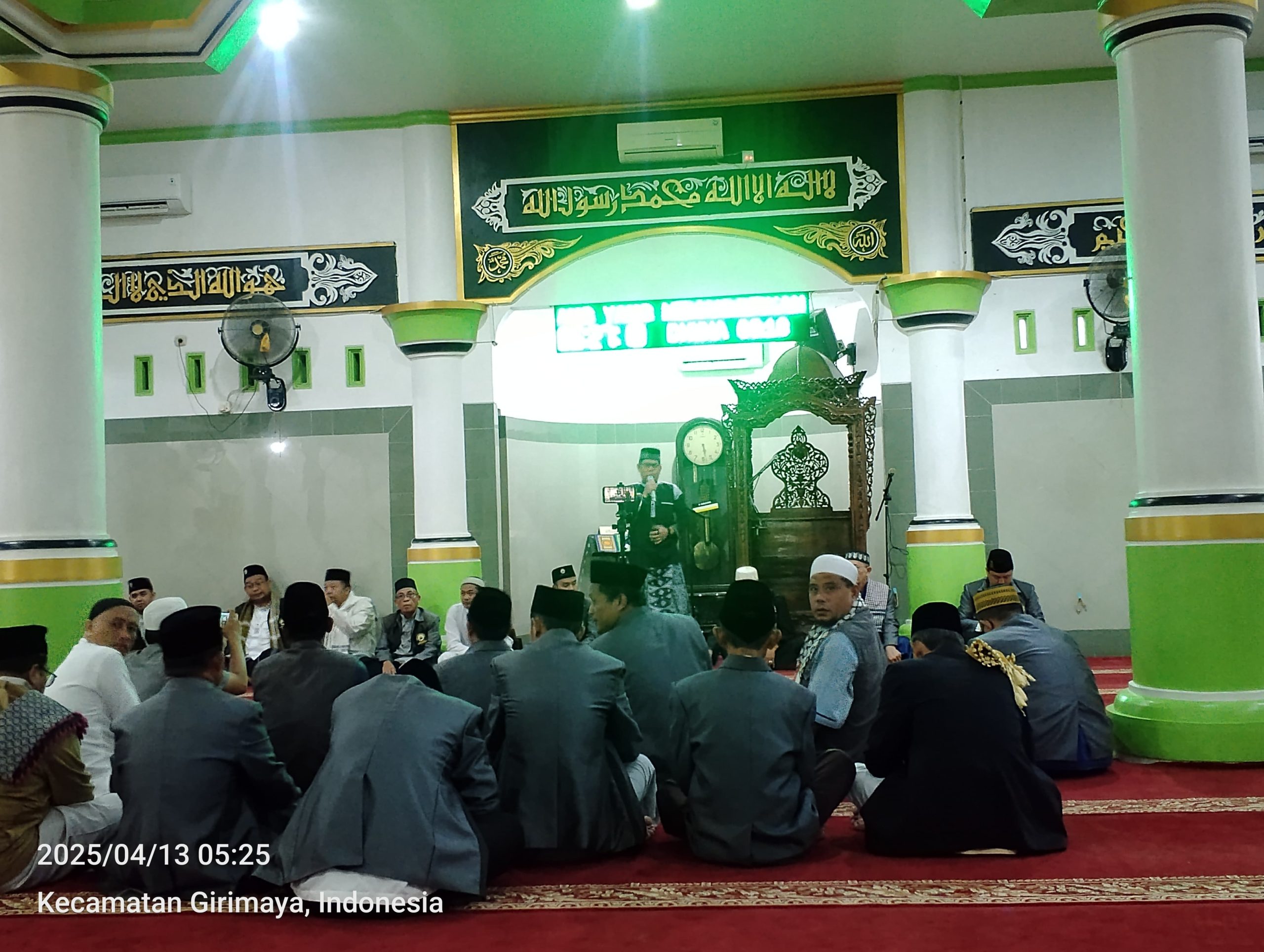 Akhmad Subekti Ajak Warga Makmurkan Masjid