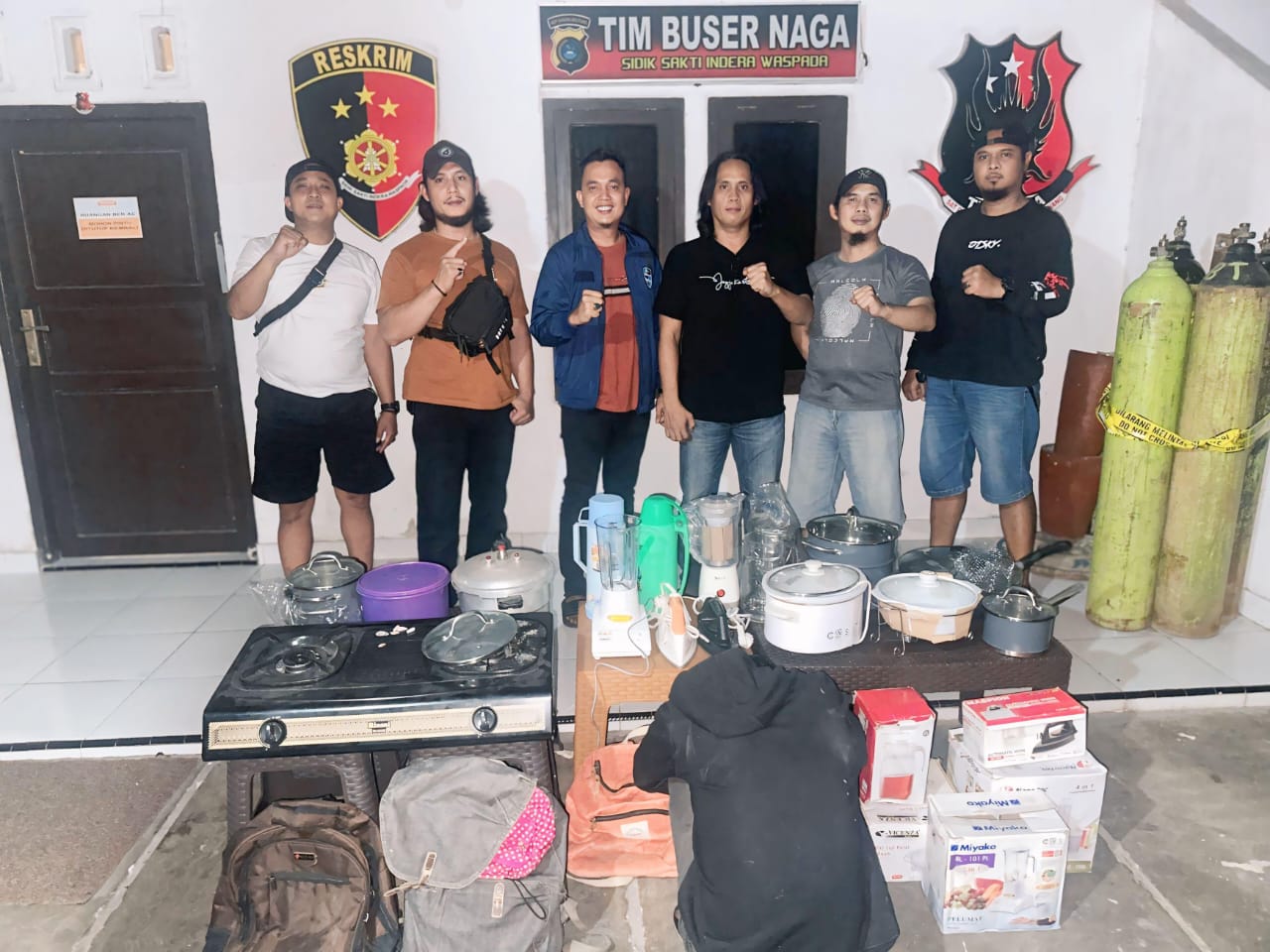 Curi Emas dan Peralatan Masak, Lekok Diringkus Tim Buser Naga