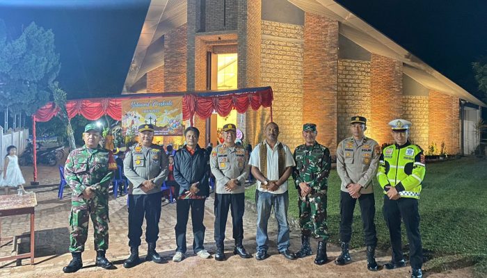 Ibadah Paskah di Basel Berlangsung Khidmat, Polisi-TNI Siaga Penuh
