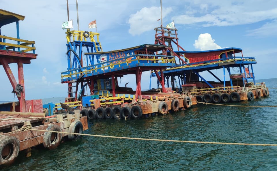Resah, Nelayan Desak Penambang TI Tower Angkat Kaki dari Perairan Kubu