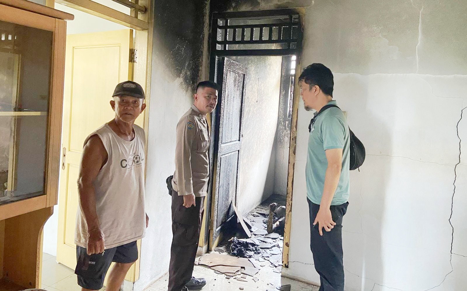 Kebakaran di Desa Batu Belubang Renggut Nyawa Pria Lansia, Puntung Rokok Jadi Dugaan Penyebab