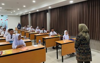Demi Masa Depan, Rizki dan Pelajar Lainnya Jalani Tes Beasiswa Pemali Boarding School