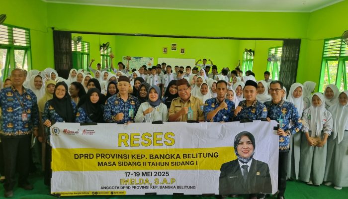 Dengar Langsung Keluhan Siswa dan Guru, Imelda Siap Bantu SMAN 1 Merawang