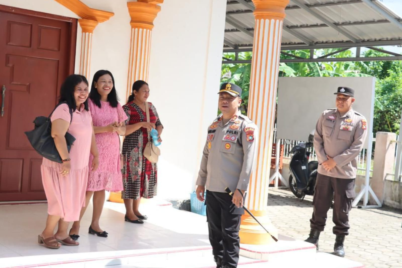 Kapolres Basel Pantau Langsung Pengamanan Gereja Saat Peringatan Isa Almasih